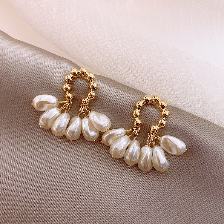 Natural White Freshwater Pearl Stud Earrings for Women